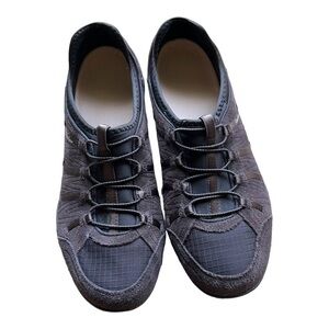 Skecher Slip On Relax Fit - Sixe 10